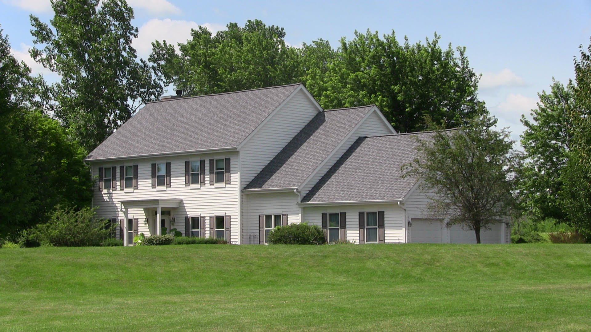 high quality roofing services in wisconsin