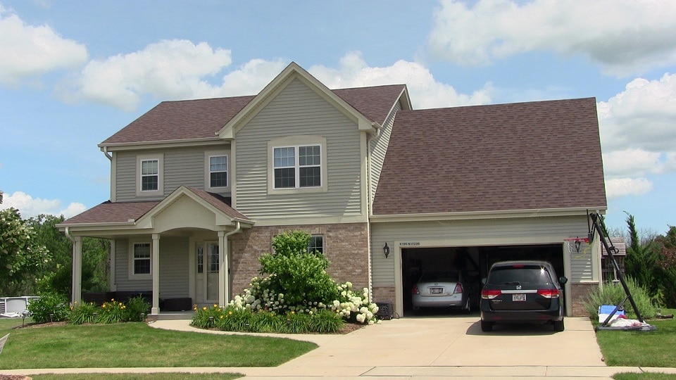 roofing services in cedarburg wisconsin