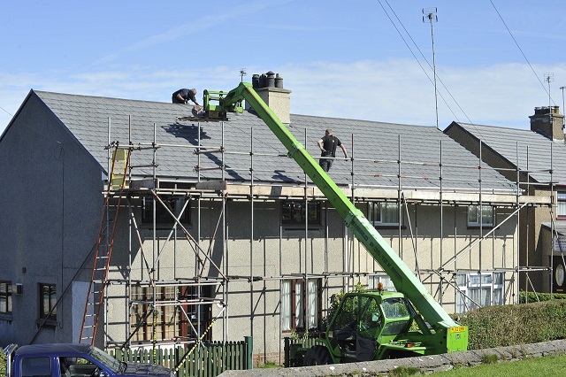 residential roofing services in cedarbur
